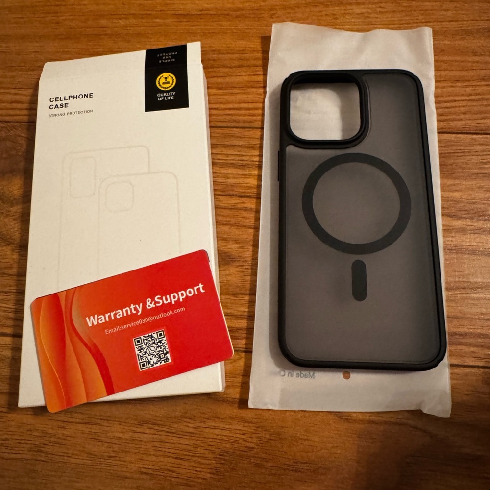 NWT Cell phone case for iPhone 15 Pro Max Black Strong Protection